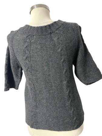 Pulover                      M [1]