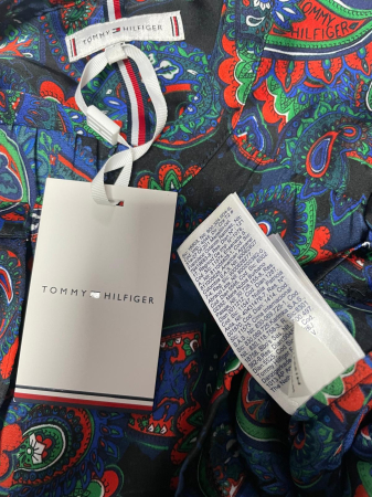 Tommy Hilfiger bluza                        M-L [4]