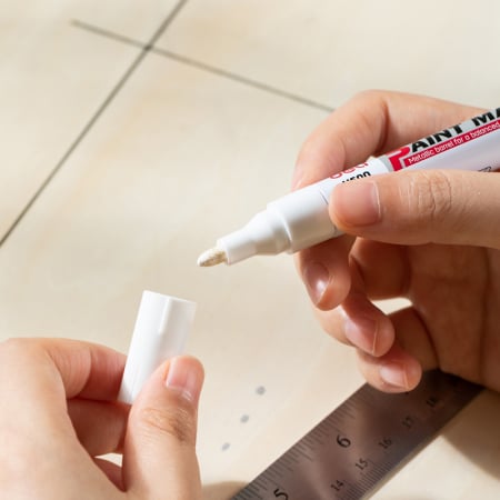 Marker vopsea alb, 2 mm, Deli [2]