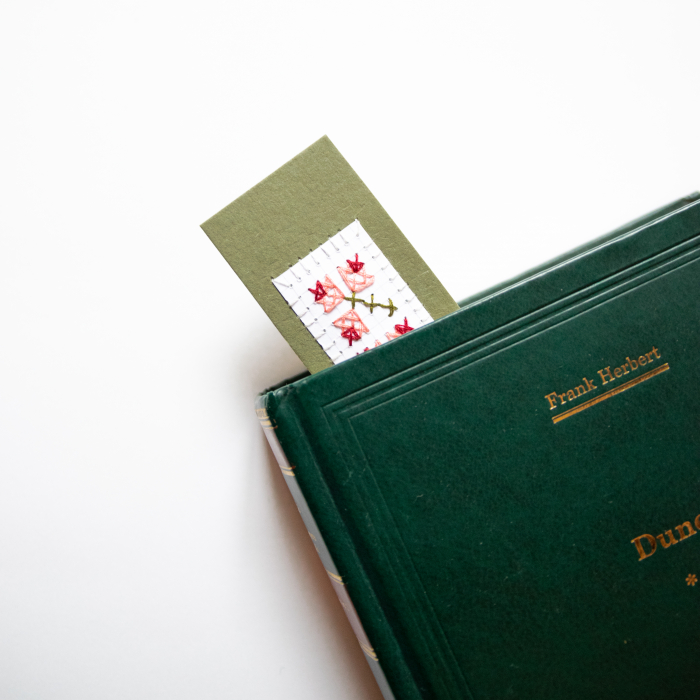 Semn de carte brodat manual - Flori de primăvară I [4]
