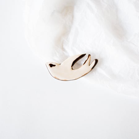 BROȘE - Broșă - Pasăre măiastră-n zbor(cu aripi închise, maro)