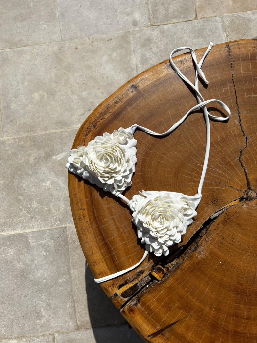 Costum de baie 2 piese alb cu flori Arabela [3]