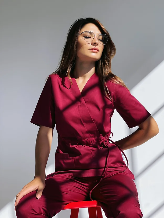 Bluză medicală model Linda *Bordo [2]