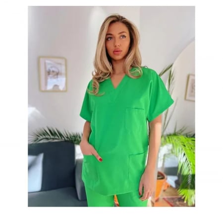 Uniforme pentru femei - Bluză medicală model Lia *verde