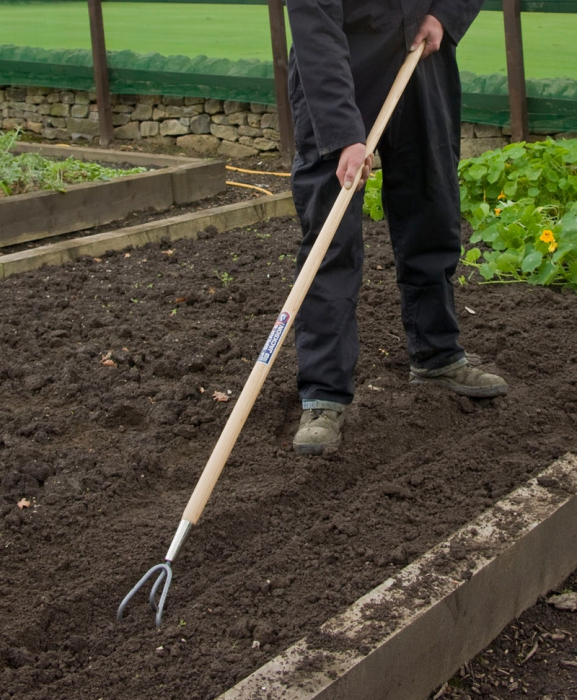 Cultivator cu 3 dinti otel carbon, coada lemn, Spear & Jackson Neverbend Carbon [2]