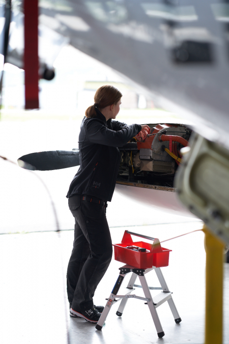 Jacheta dama Helly Hansen Luna Softshell [13]