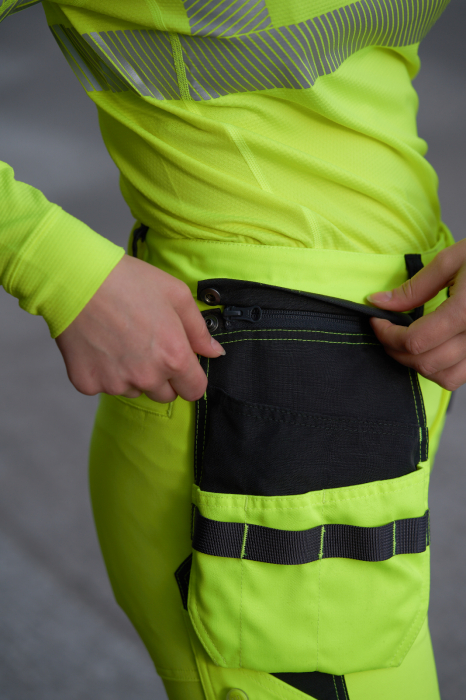 Pantaloni de lucru dama reflectorizanti Helly Hansen Luna Construction, CL2, galben/negru, C44 [11]