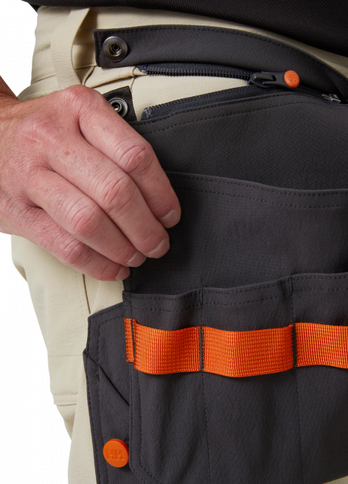 Pantaloni de lucru scurti Helly Hansen Kensington Construction, bej, C68 [5]