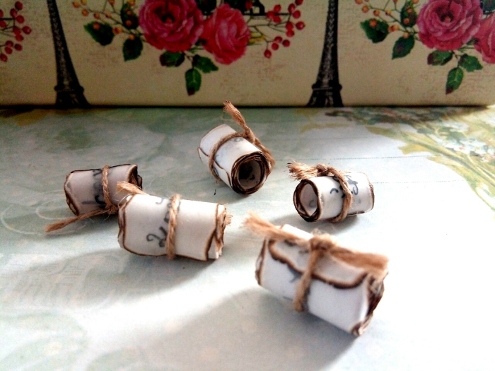 Cadou Crăciun pentru doamna educatoare - set scrisoare scrisă cu toc și peniță + brăduț din ceară naturală de soia [7]