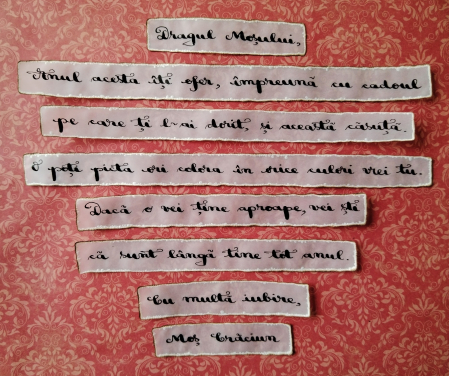 Scrisoare de la Moș Crăciun pentru copii - mesaj scris pe bilețele din hârtie de calc, în căsuță din praf ceramic [2]