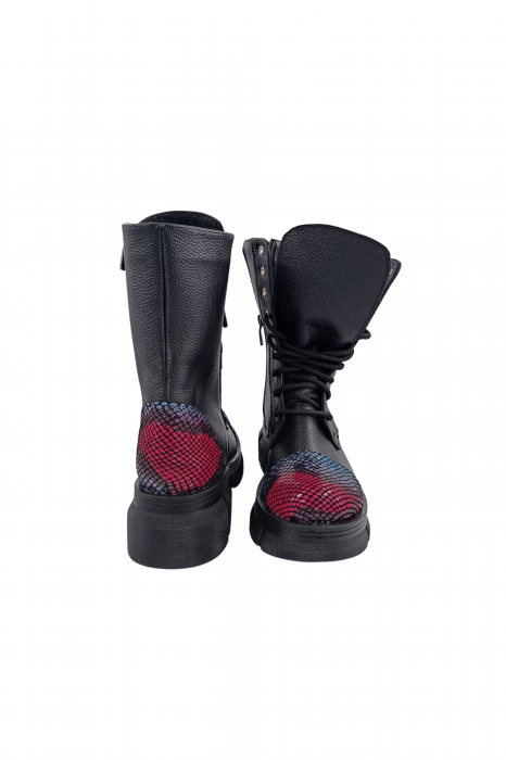 Ghete damă casual, piele naturală bizon, talpă ușoară cu striați, negru, șarpe colorat, Sandali [4]