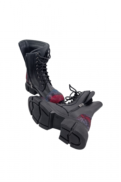 Ghete damă casual, piele naturală bizon, talpă ușoară cu striați, negru, șarpe colorat, Sandali [3]