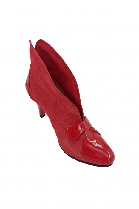 Botine damă eleganți , piele naturală întoarsă, piele lăcuită, toc cui, roșu. [2]