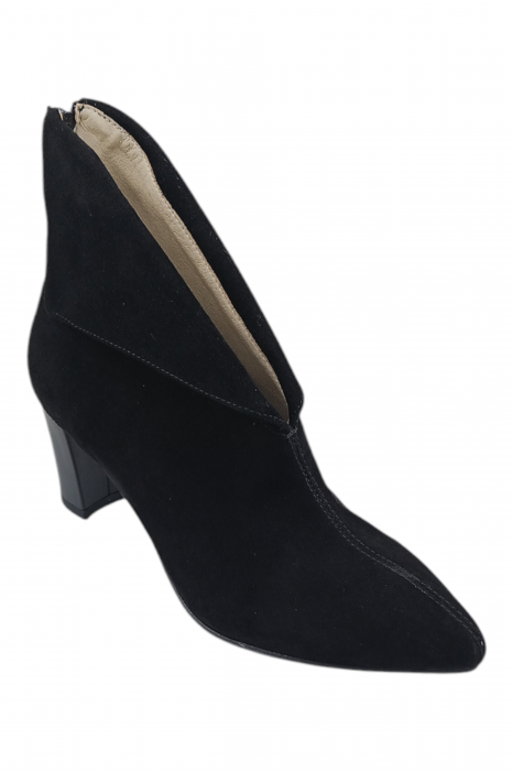 Botine damă elegante, piele întoarsă, vârf ascuțit, cu fermoar in spate, negru [2]