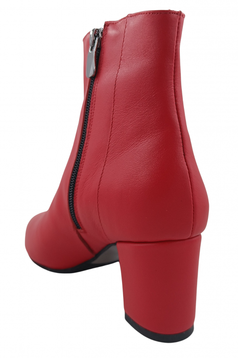 Botine damă eleganți, piele naturală, vârf ascuțit, toc gros îmbrăcat, roșu. [3]
