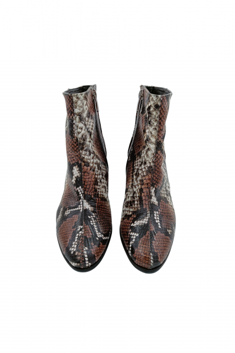 Botine damă eleganți, piele naturală, vârf migdalat, toc gros, imprimeu șarpe maro. [4]