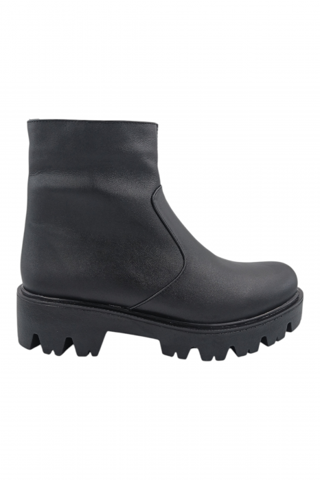 Ghete damă casual, piele naturală, talpă ușoară, crampoane mari, negru [2]