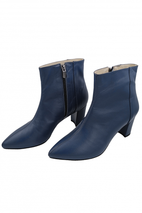 Botine damă eleganți, piele naturală, vârf ascuțit, toc gros îmbrăcat, albastru. [5]
