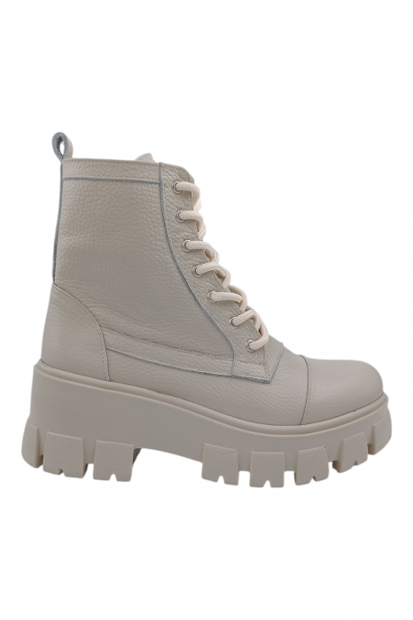Ghete damă, piele naturală bizonată, talpă ușoară, crampoane mari, bej [2]