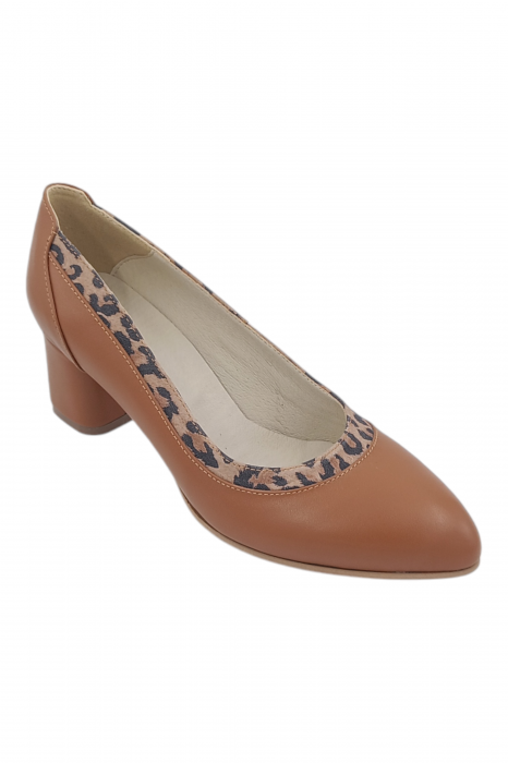 Pantofi damă eleganți, piele naturală, vârf migdalat, toc gros, imprimeu leopard, bej închis. [2]
