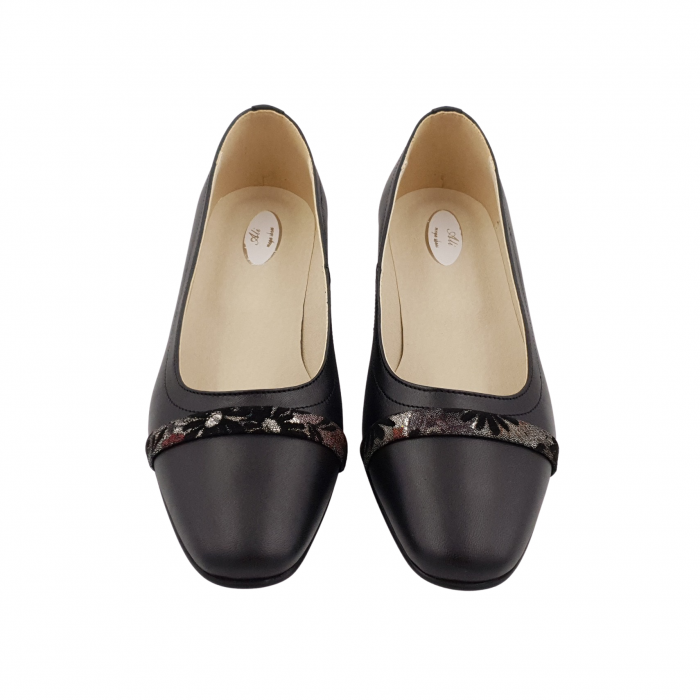 Pantofi damă eleganți, vârf pătrat, piele naturală, toc mic gros îmbrăcat, baretă, negru cu flori, Sandali [3]