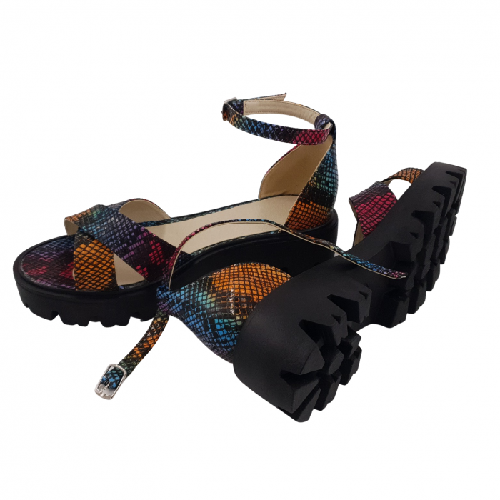 Sandale dama fara toc, piele naturala, doua barete incrucisate, talpa usoara, crampoane, imprimeu sarpe colorat, Sandali [4]
