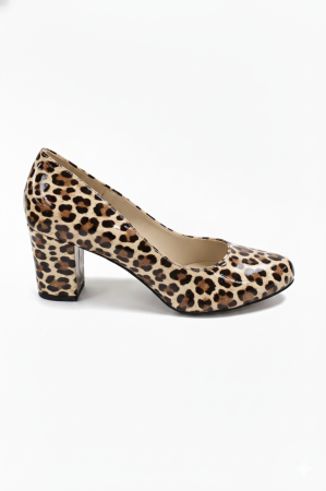 Pantofi cu toc gros 6 cm - Pantofi damă piele lăcuită bej cu imprimeu leopard, toc 6 cm