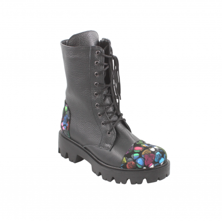 Ghete cu talpa masiva - Ghete damă casual, piele naturală bizon, talpă ușoară, crampoane mari, negru, buline colorate, Sandali