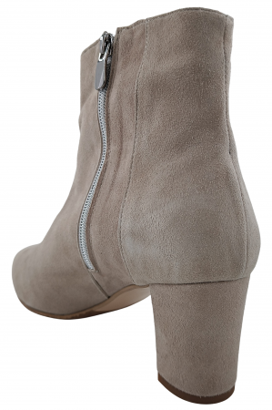 Botine damă eleganți, piele naturală întoarsă, vârf ascuțit, toc gros îmbrăcat, bej. [2]