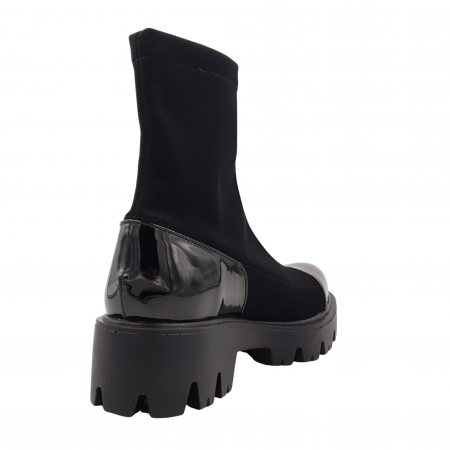 Ghete damă casual, piele naturală lăcuit, stretch (elastic), talpă ușoară, crampoane mari, negru, Sandali [1]