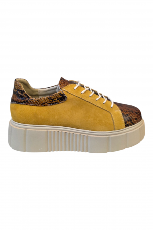 Pantofi fara toc - Pantofi damă casual, piele naturală velur cu șireturi, imprimeu sarpe, galben