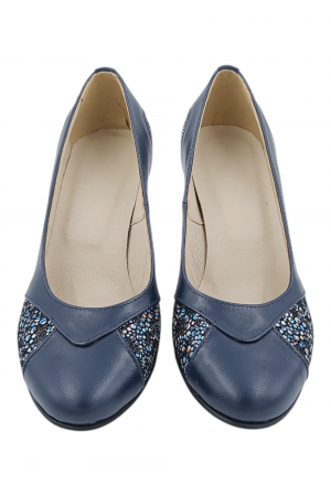 Pantofi damă eleganți, piele naturală, vârf rotund, toc gros mediu, imprimeu flori albastre, albastru [3]