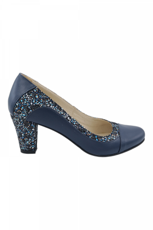 Pantofi cu toc gros 6 cm - Pantofi damă eleganți, piele naturală, vârf rotund, toc gros mediu, imprimeu flori albastre, albastru