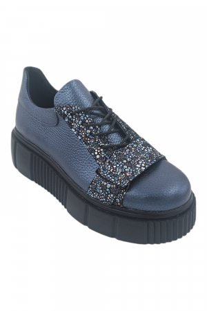 Pantofi fara toc - Pantofi damă fara toc, piele naturală bizon cu sireturi talpă înaltă, imprimeu flori albastre, albastru, Sandali