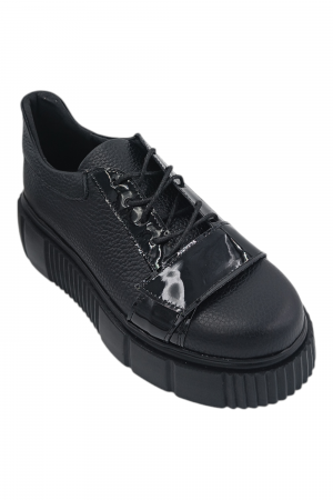 Pantofi fara toc - Pantofi damă fara toc, piele naturală bizon cu sireturi talpă înaltă, piele lacuita, negru, Sandali