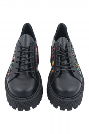 Pantofi damă, piele naturală, talpă cu striații, cu imprimeu traditional floral, negru [3]