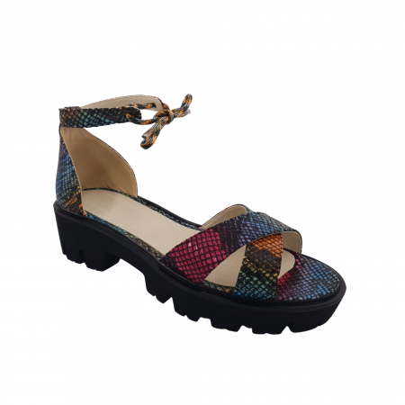 Sandale fara toc - Sandale dama fara toc, piele naturala, doua barete incrucisate, sireturi colorate, talpa usoara, crampoane, imprimeu sarpe colorat, Sandali