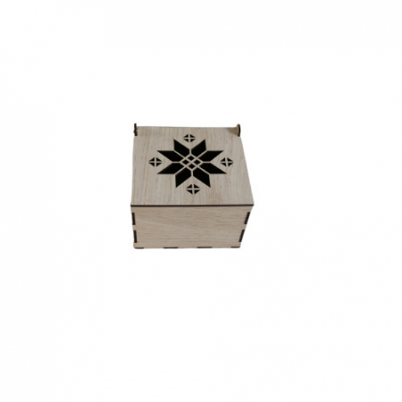 Cutii lemn decorative - Cutie decupata stea , 10,5x10,5x7 cm , MDF lacuit