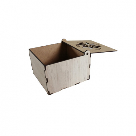 Cutie decupata stea , 10,5x10,5x7 cm , MDF lacuit [2]