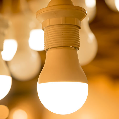 Becuri LED