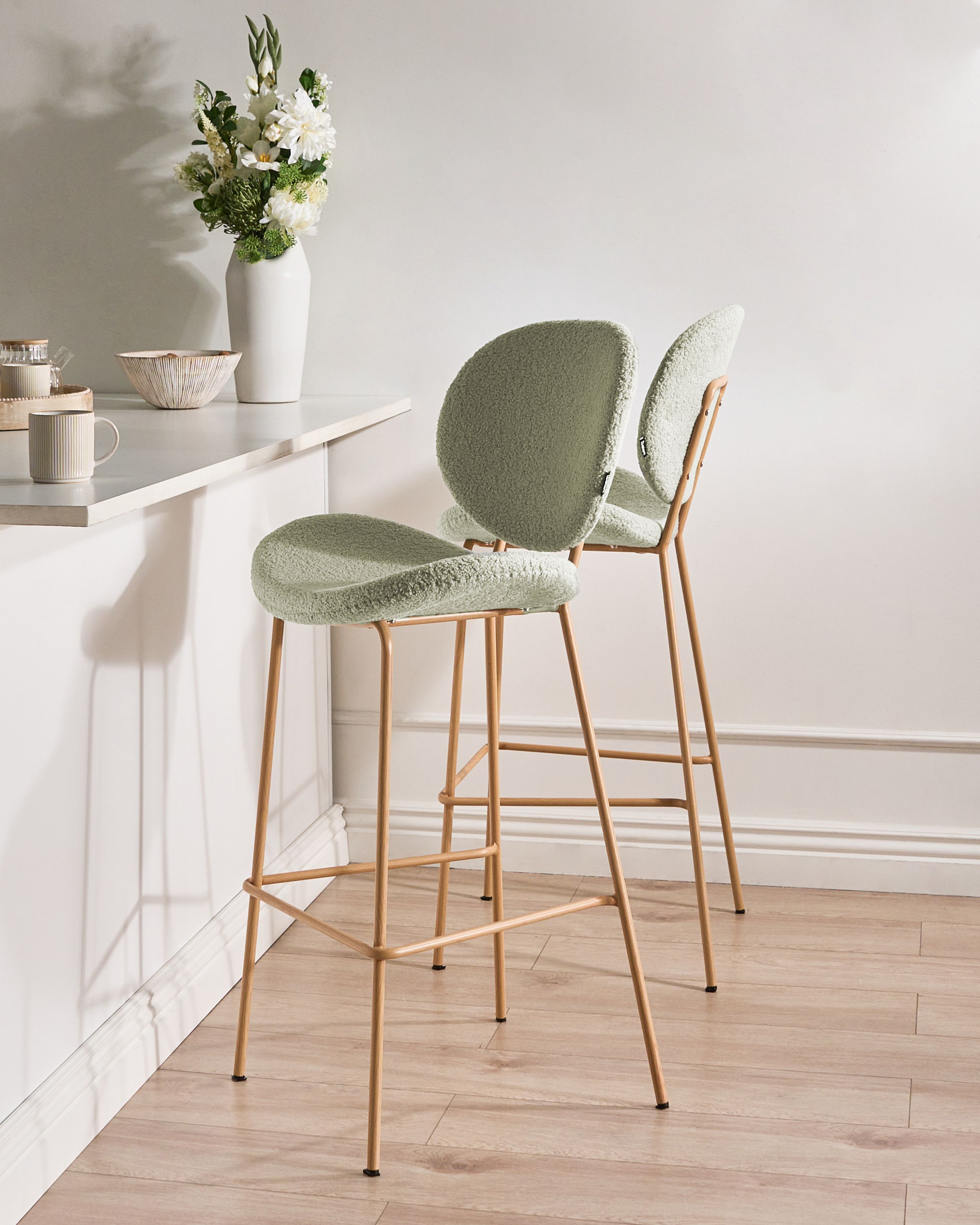 Scaun de bar - Set of 2 LUANA Bar Stools Boucle Light Green