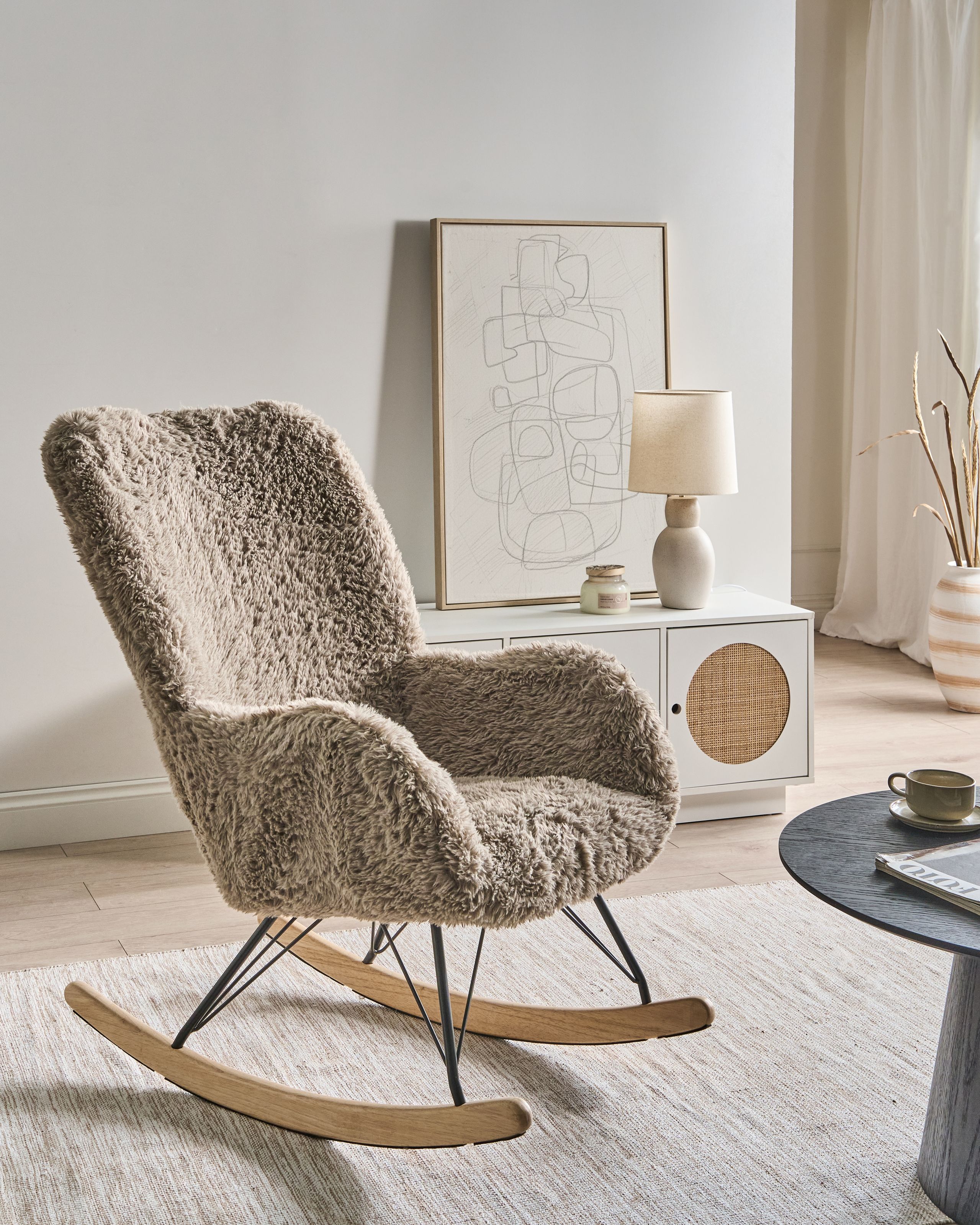 Swing chair AKRA Faux fur Taupe [1]