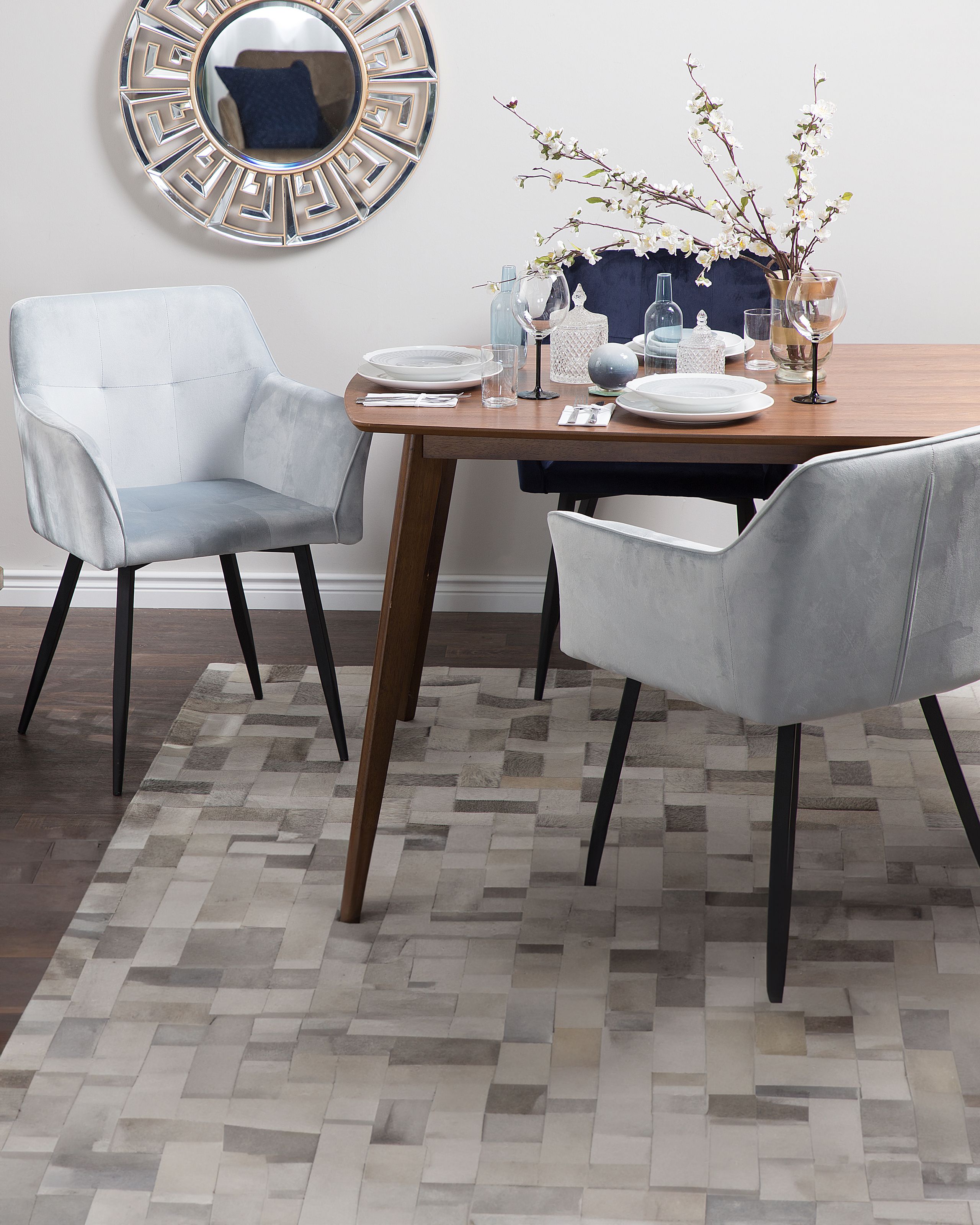 Scaun dining - Set de 2 scaune dining JASMIN Catifea Gri deschis