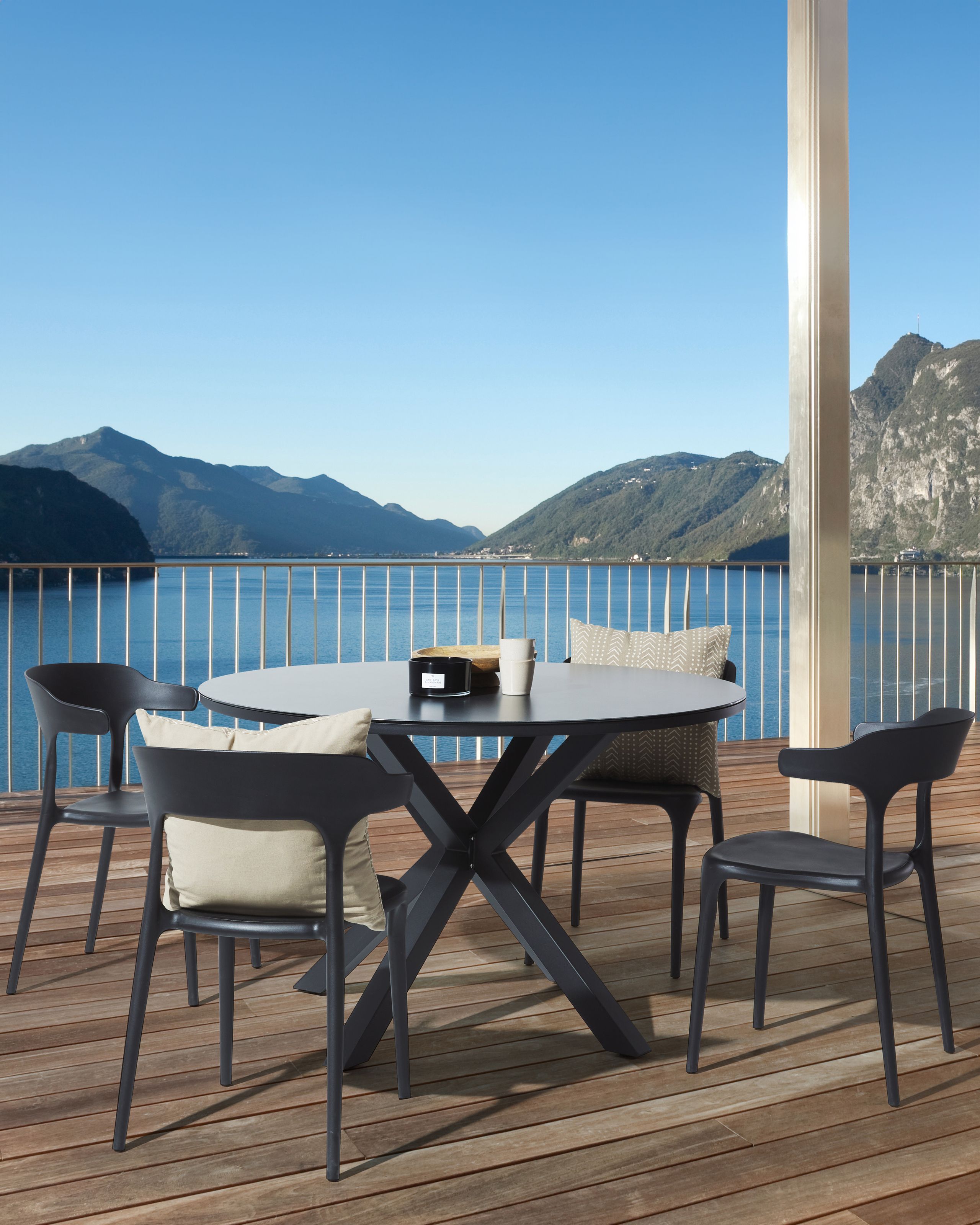 Scaun dining - Set de 4 scaune de grădină GUBBIO Negru