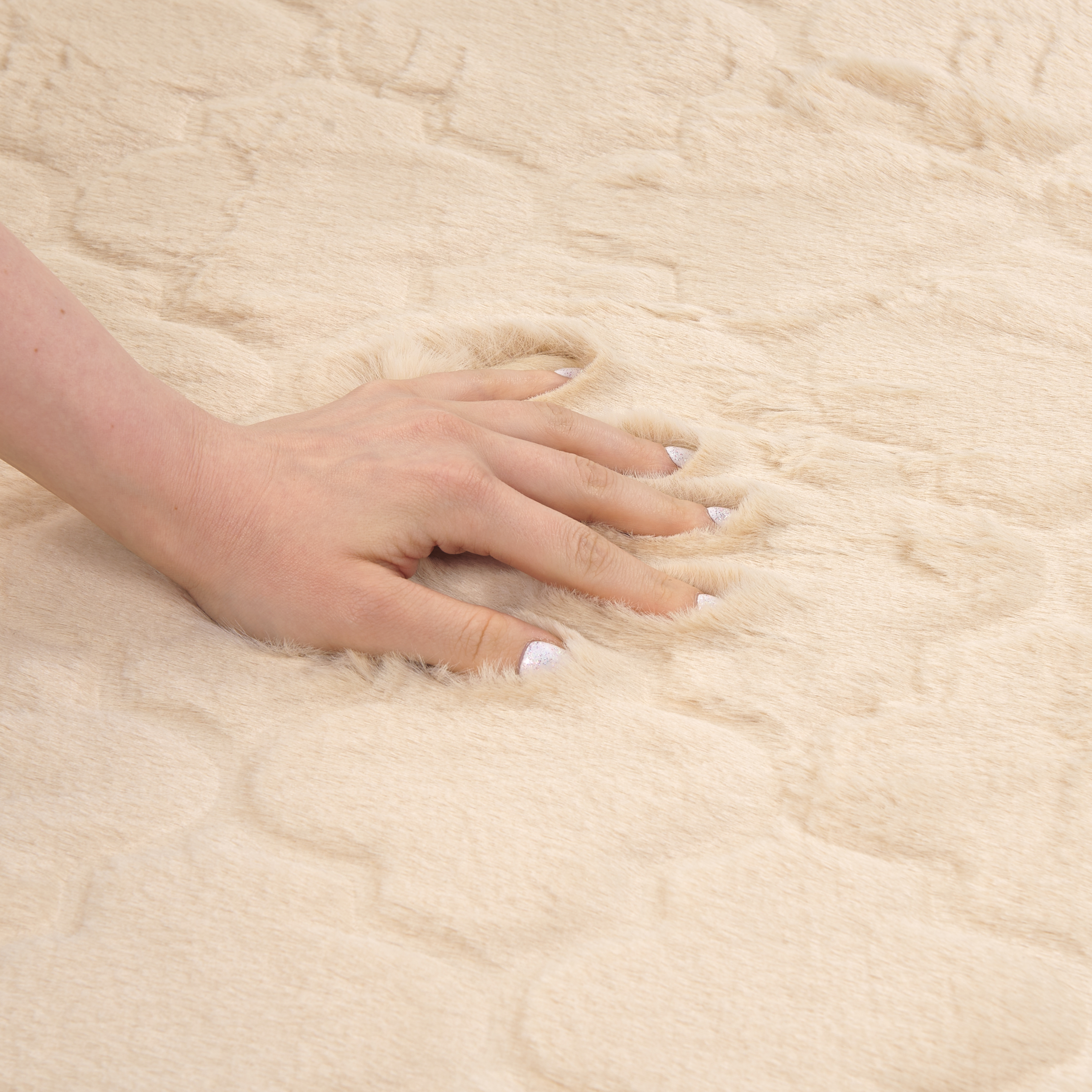 Faux fur rug GHARO Beige 160 x 230 cm [5]