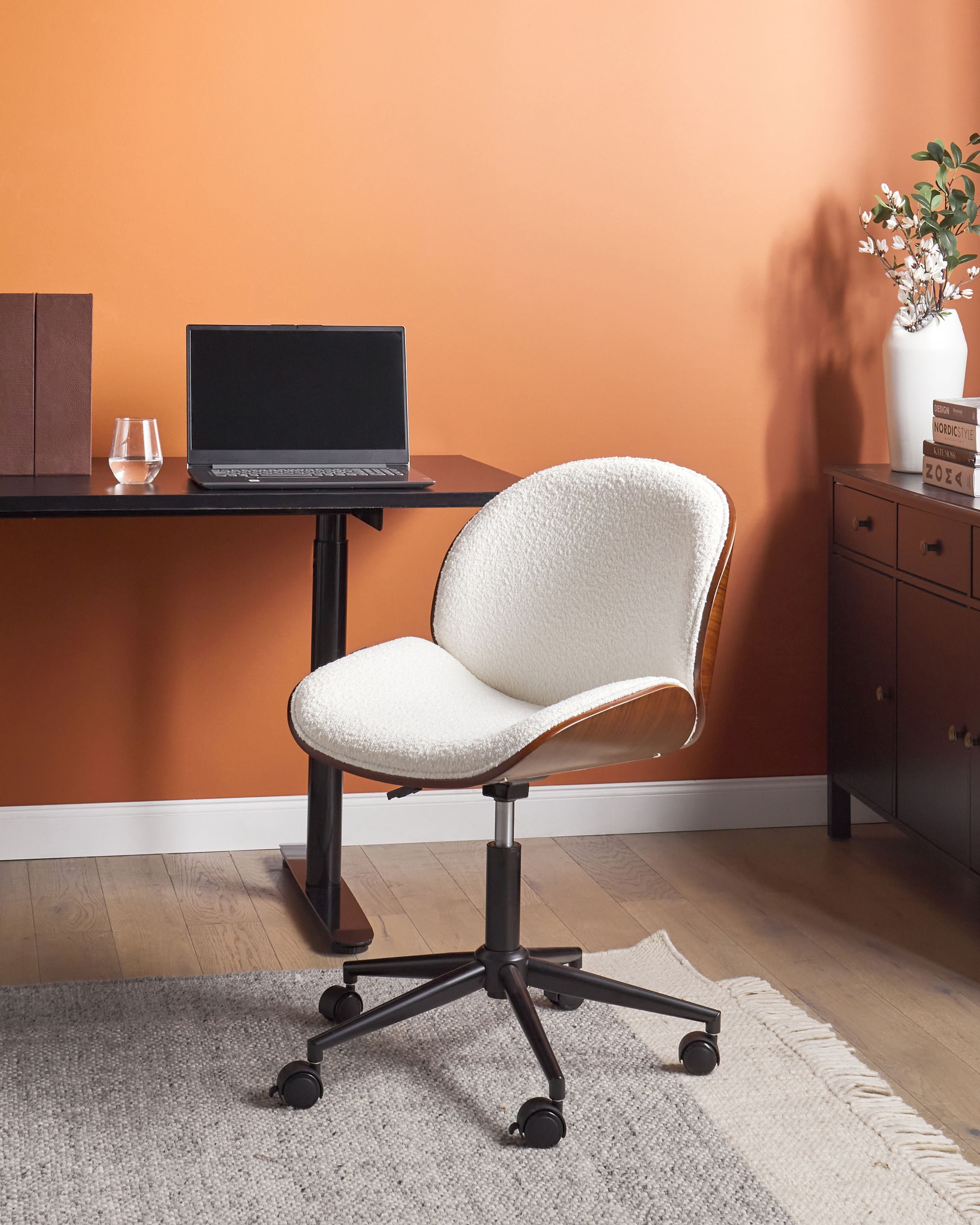 Scaun de birou - Office chair MENESHA White Boucle