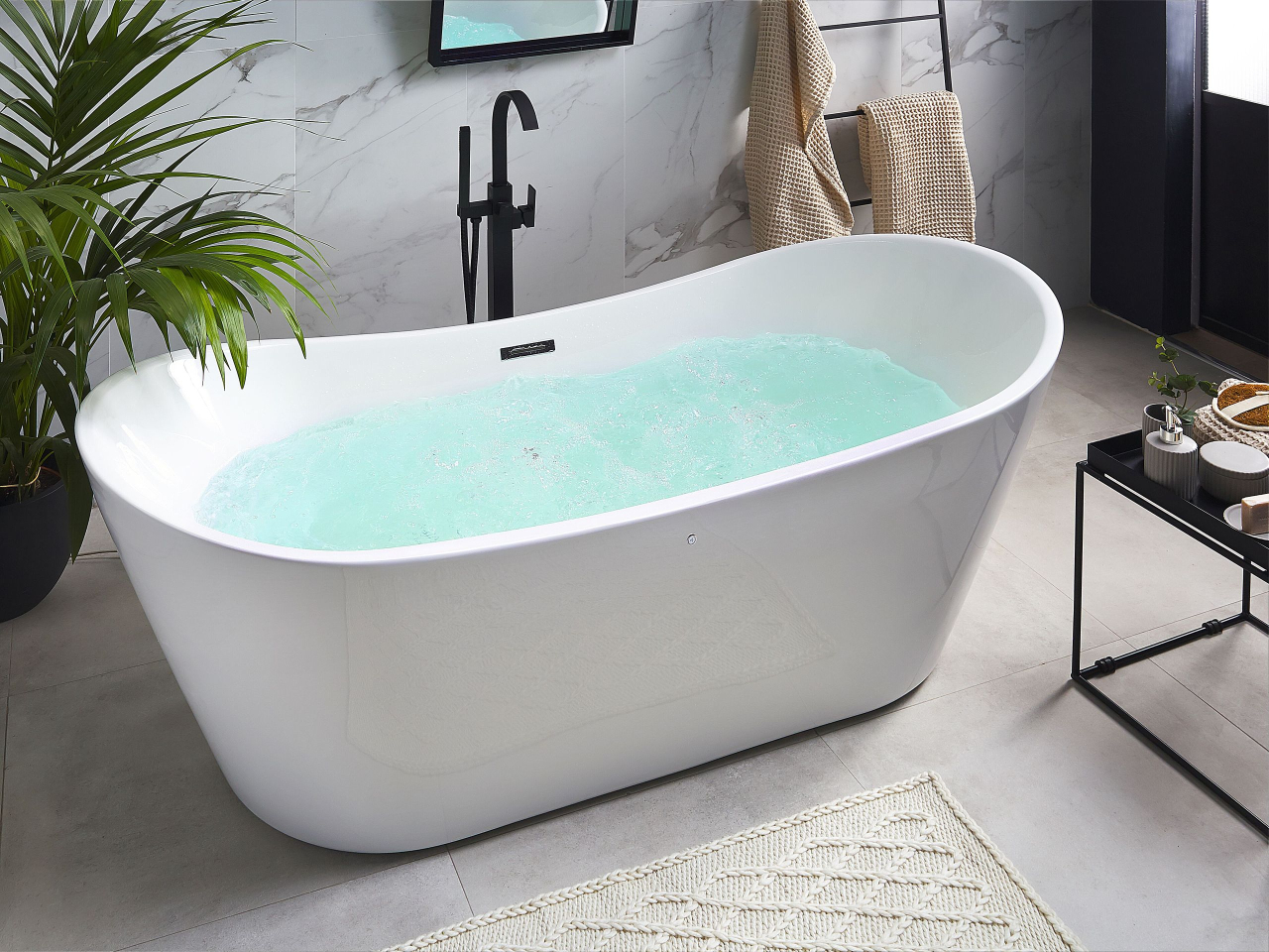 Freestanding bathtub ANTIGUA 180 x 78 cm White [1]