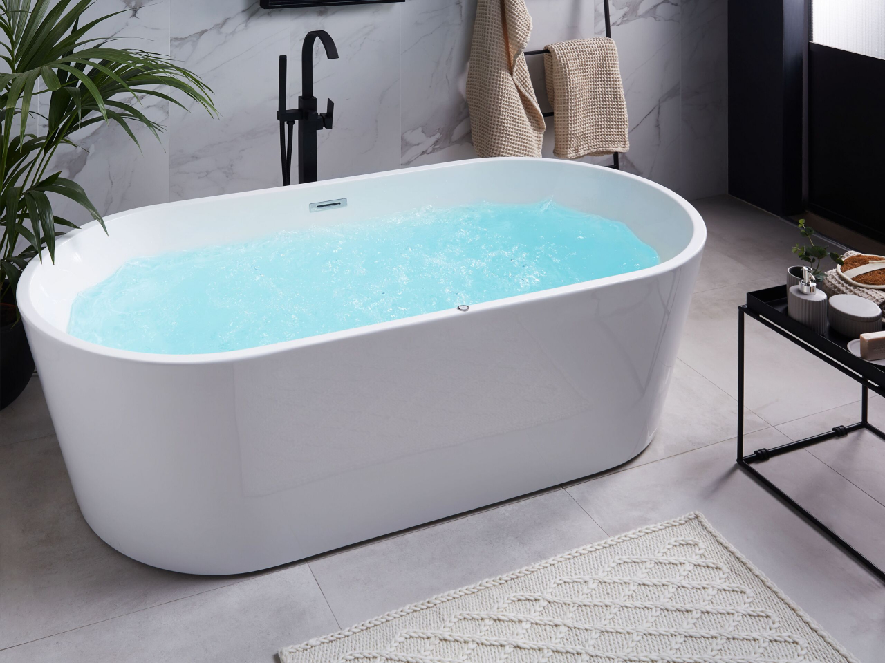 Freestanding bathtub with hydromassage and LED HAVANA 170 x 80 cm White [1]