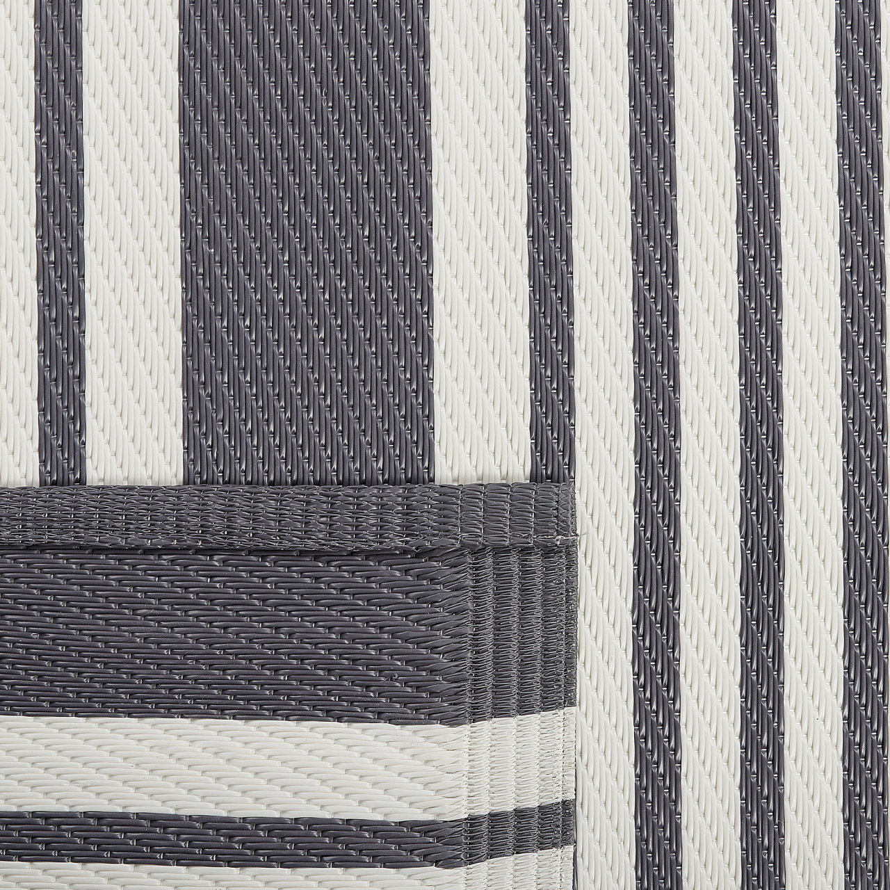 Outdoor rug DELHI Black 120 x 180 cm [5]