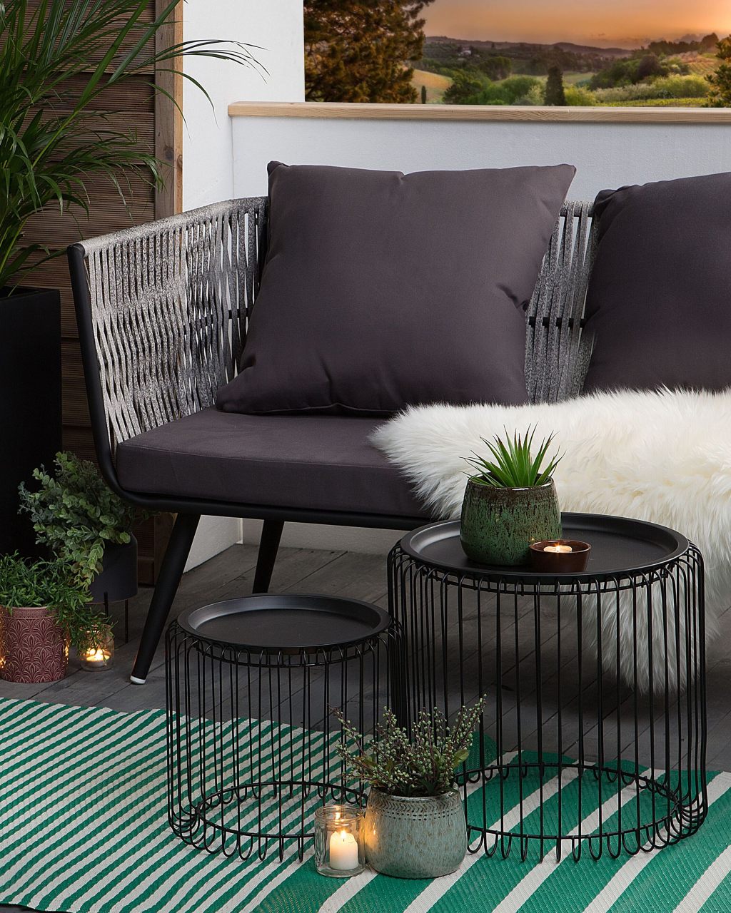 Outdoor rug HALDIA Green 90 x 180 cm [1]